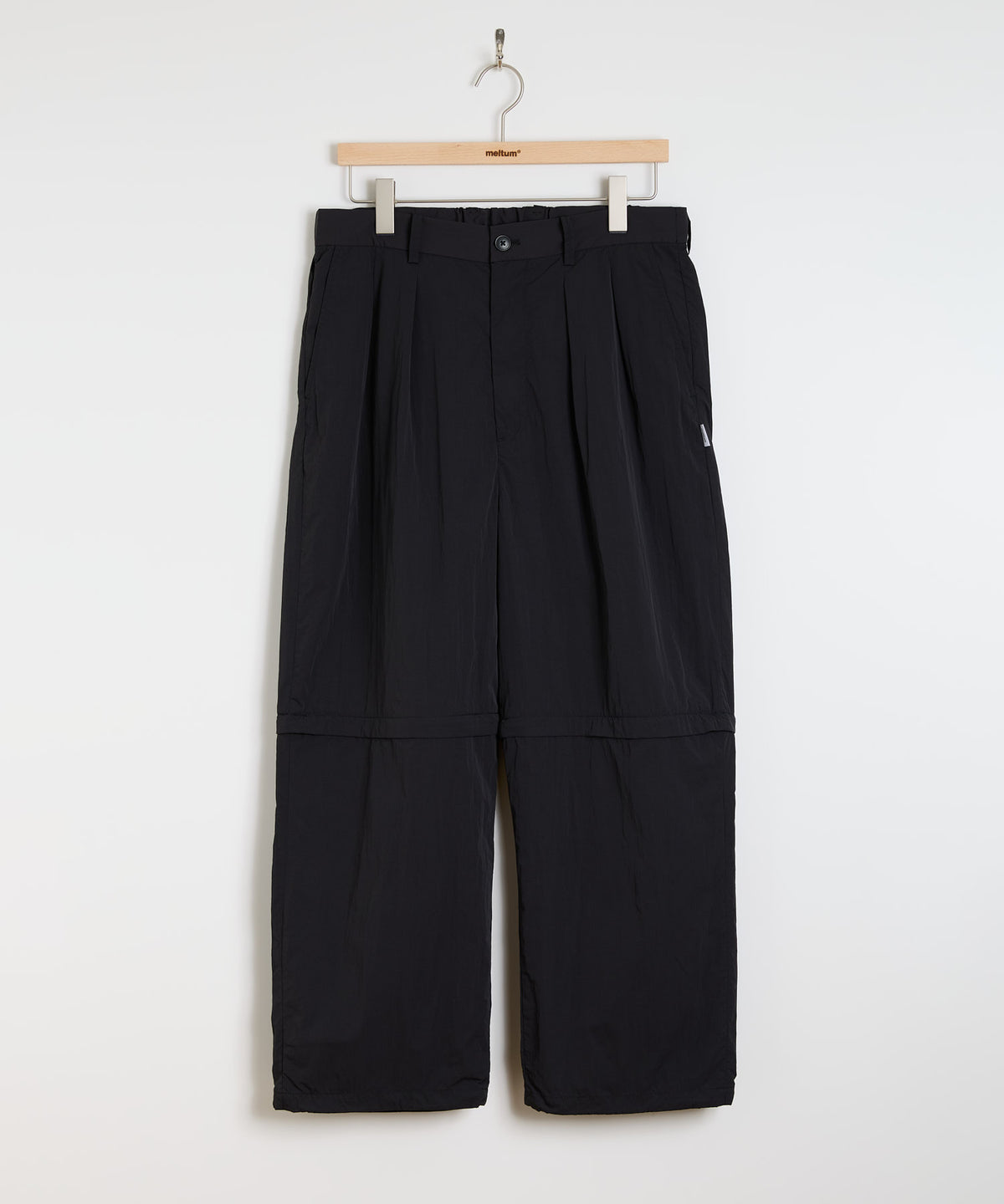 【SAMPLE SALE】DETACHABLE TECH PANTS　