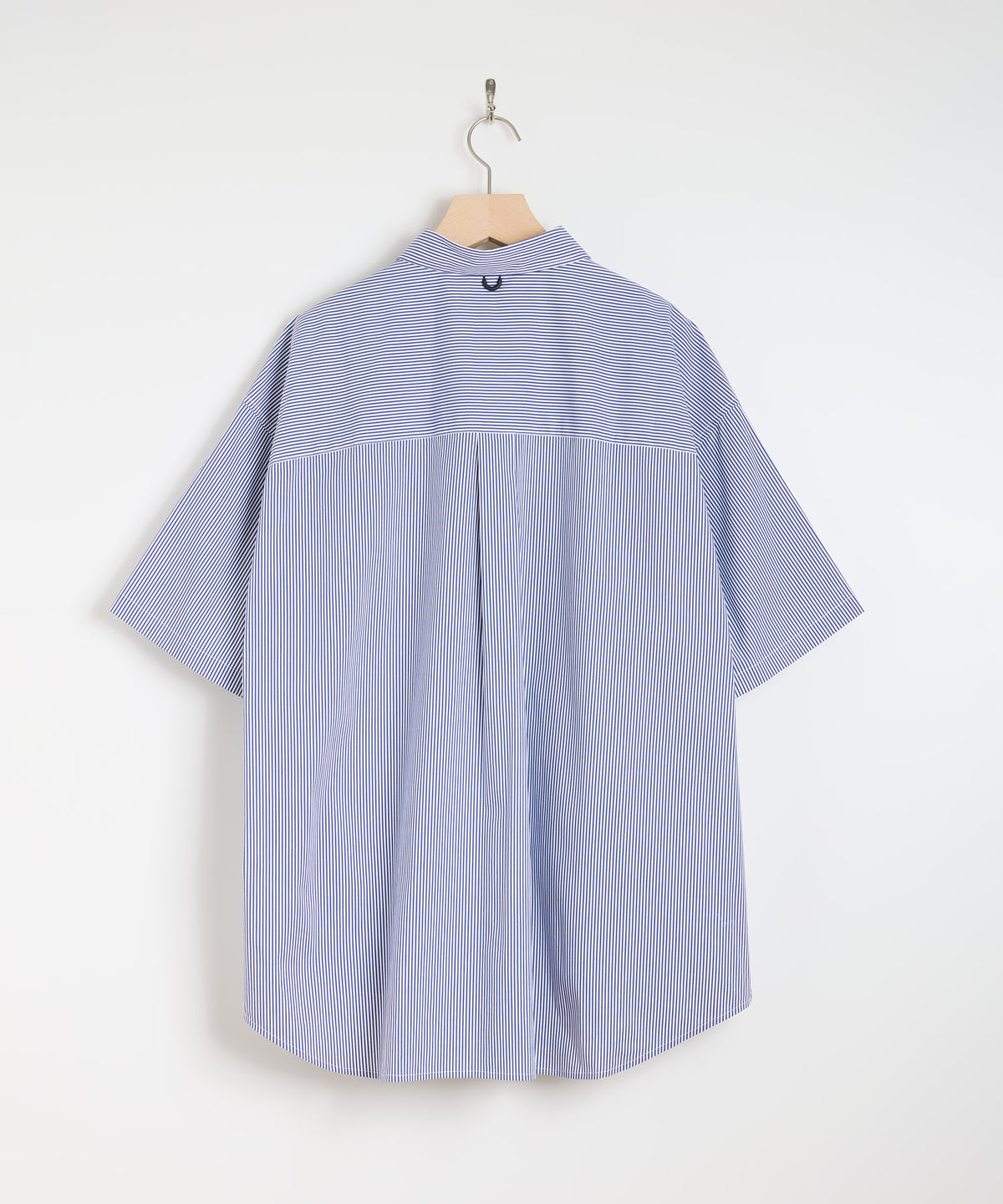 【SAMPLE SALE】LOOSE STRIPE SHIRT S/S 洗濯表記無し
