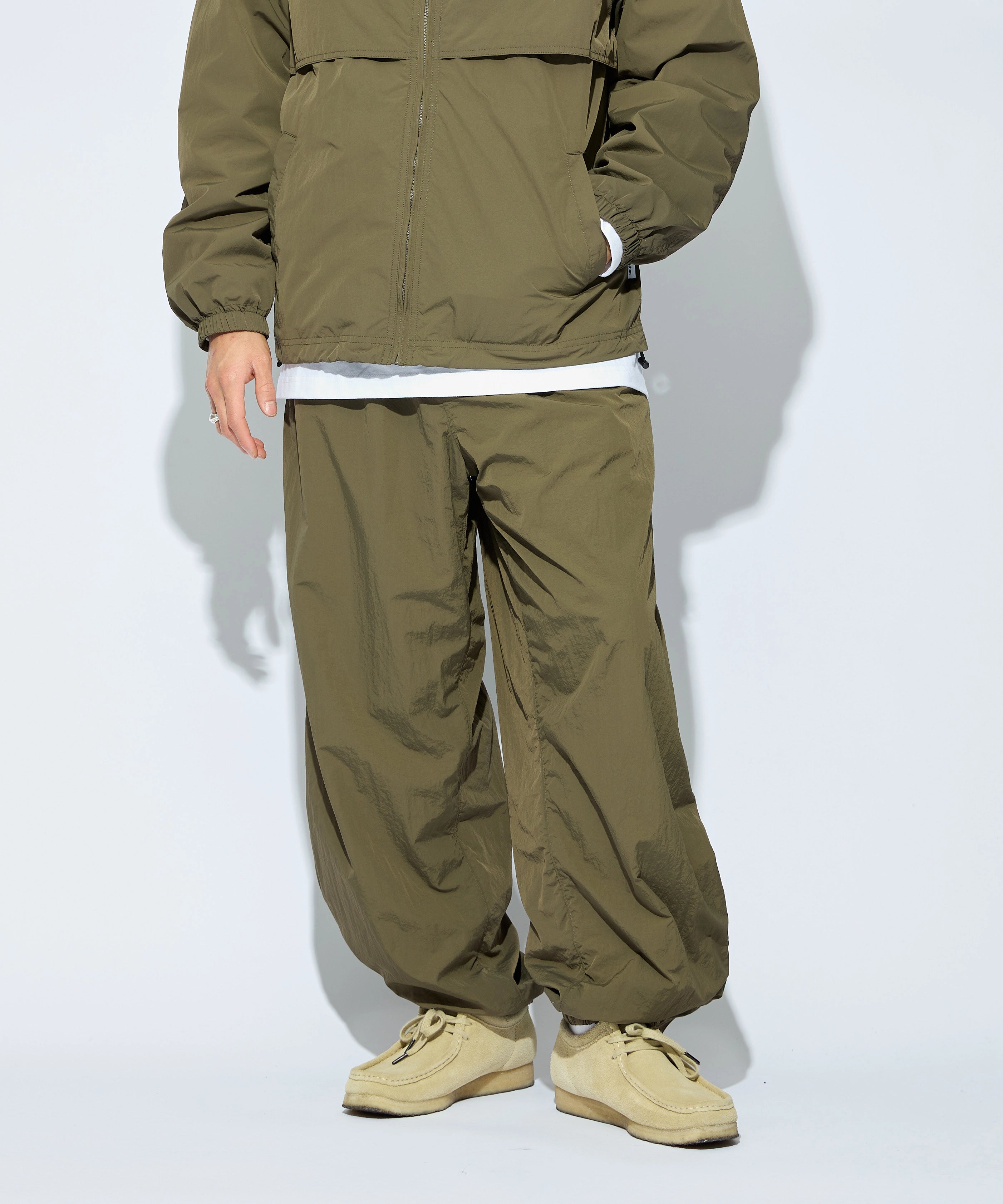 ALL-ROUND TECH PANTS【OLIVE】