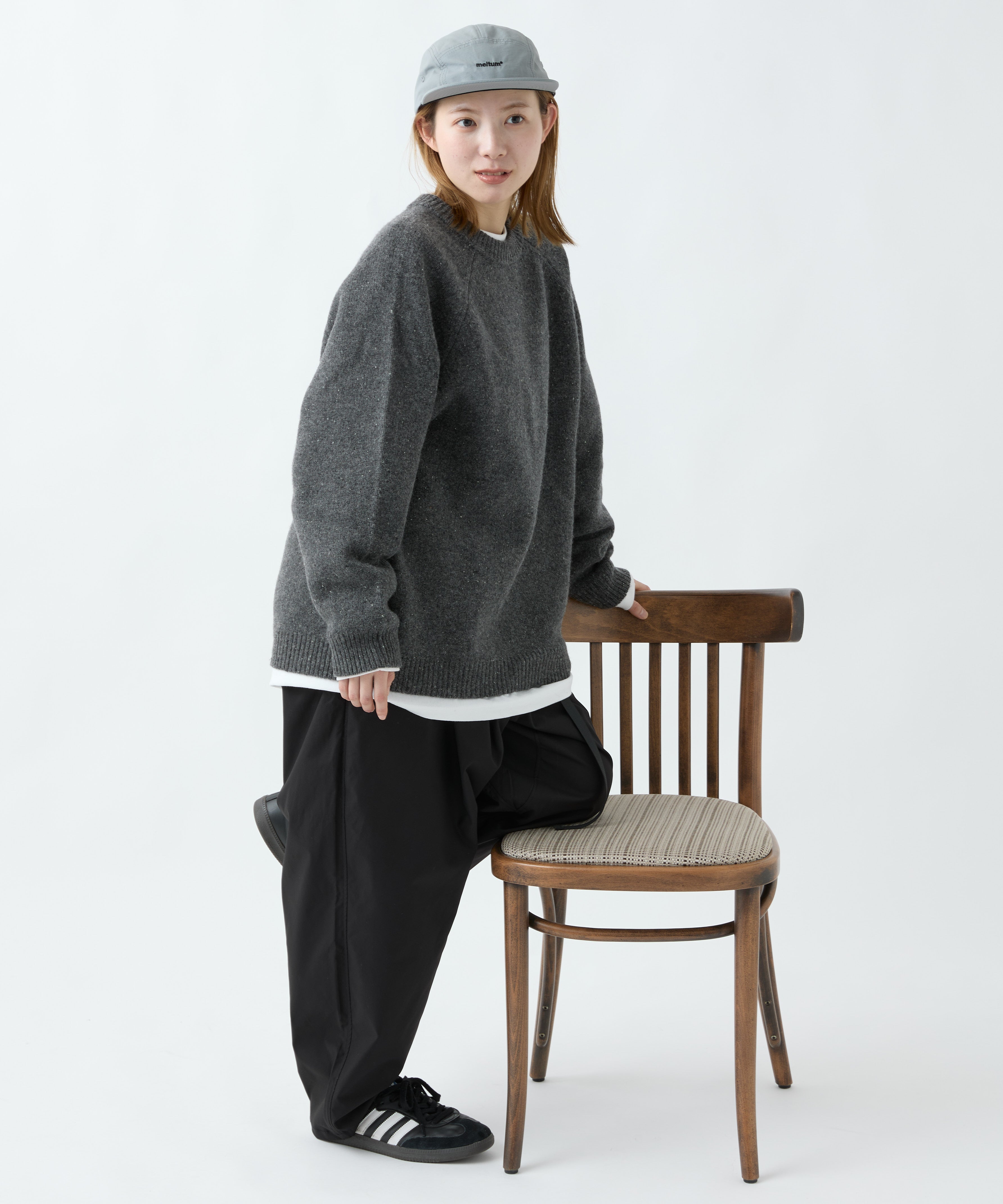 WOOL CREWNECK KNIT [CHARCOAL]