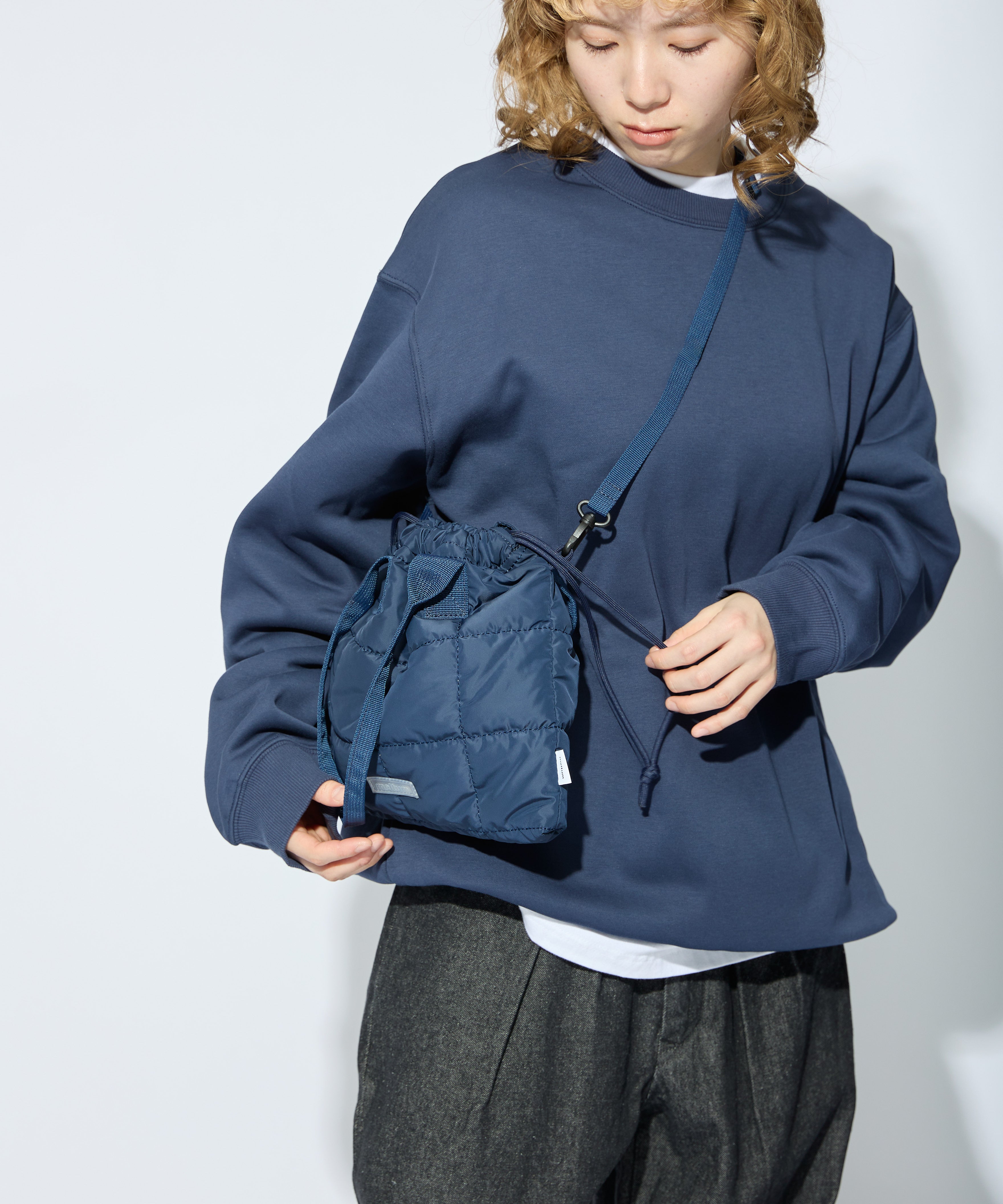 QUILT SHOULDER POUCH【NAVY】