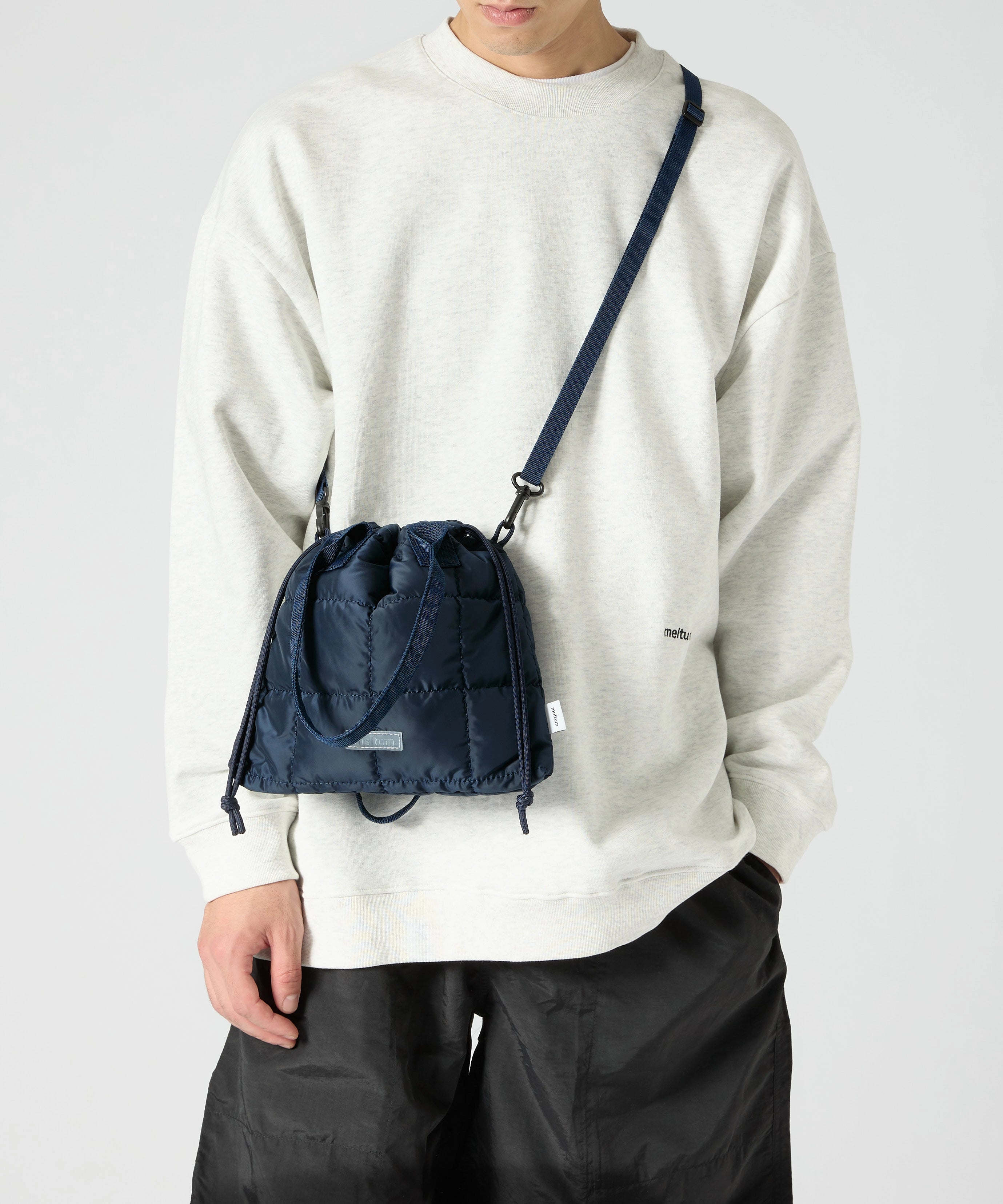 QUILT SHOULDER POUCH【NAVY】