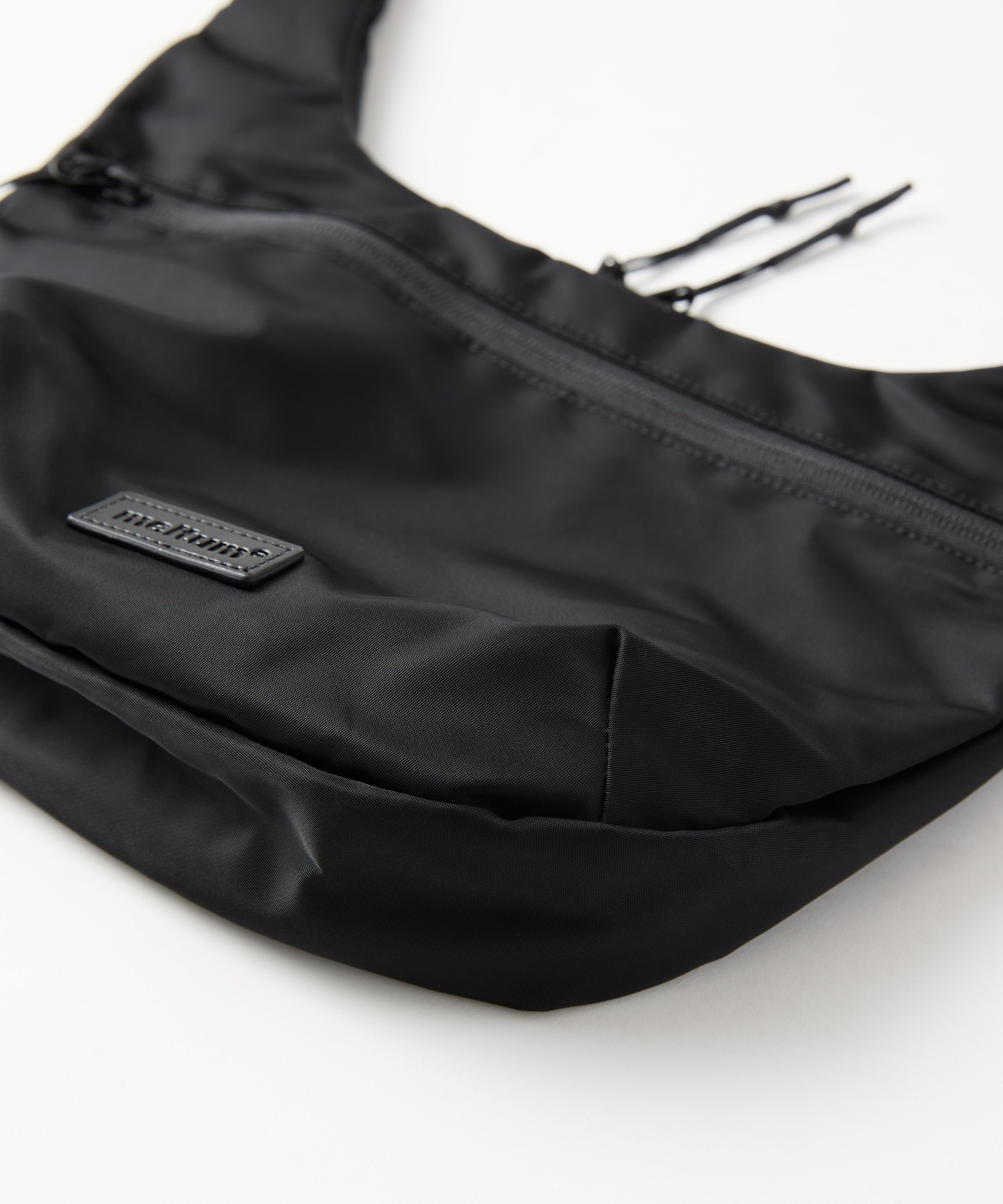 バッグ meltum NYLON CROSSBODY BAG NYLON CROSSBODY BAG