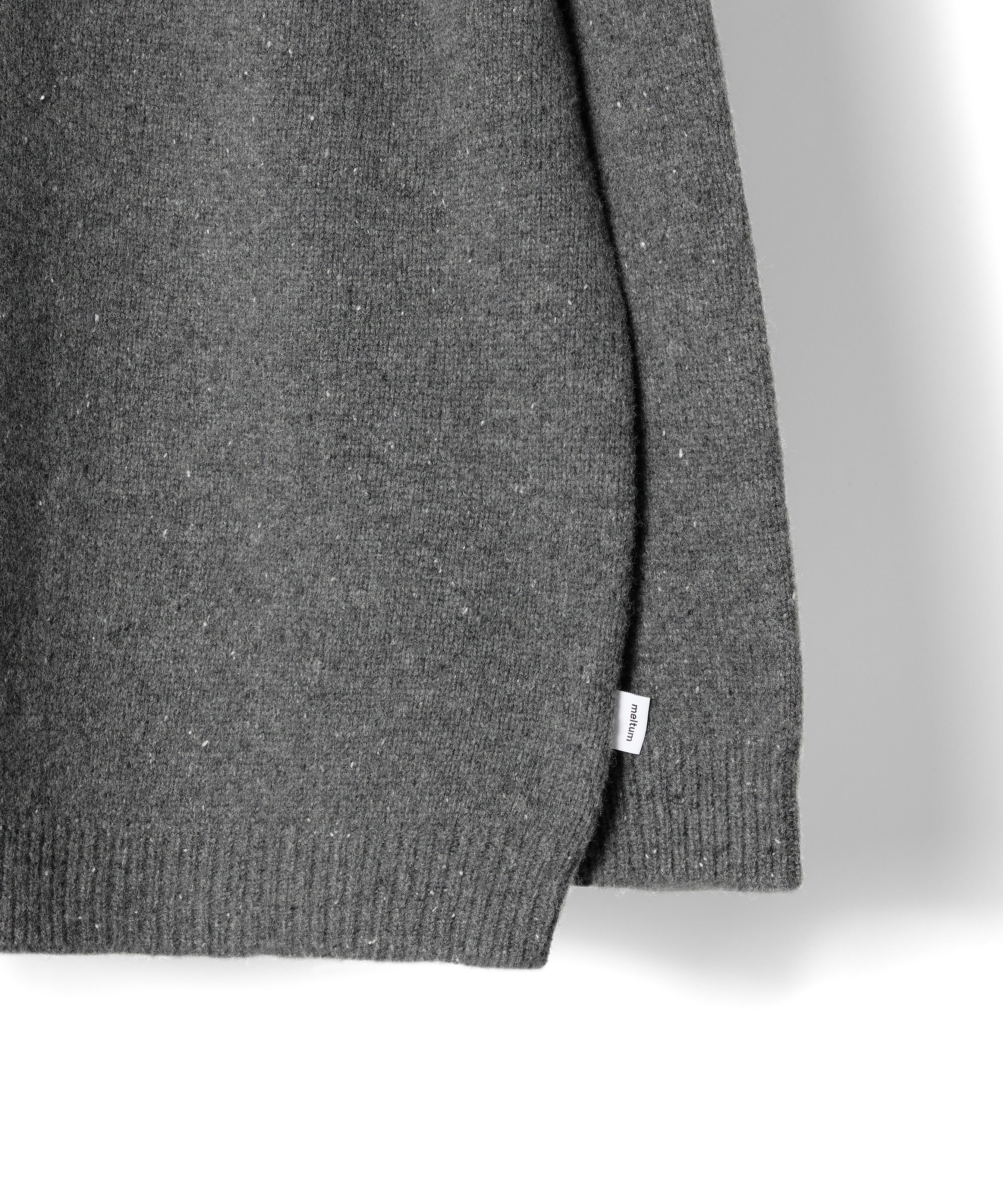 WOOL CREWNECK KNIT【CHARCOAL】