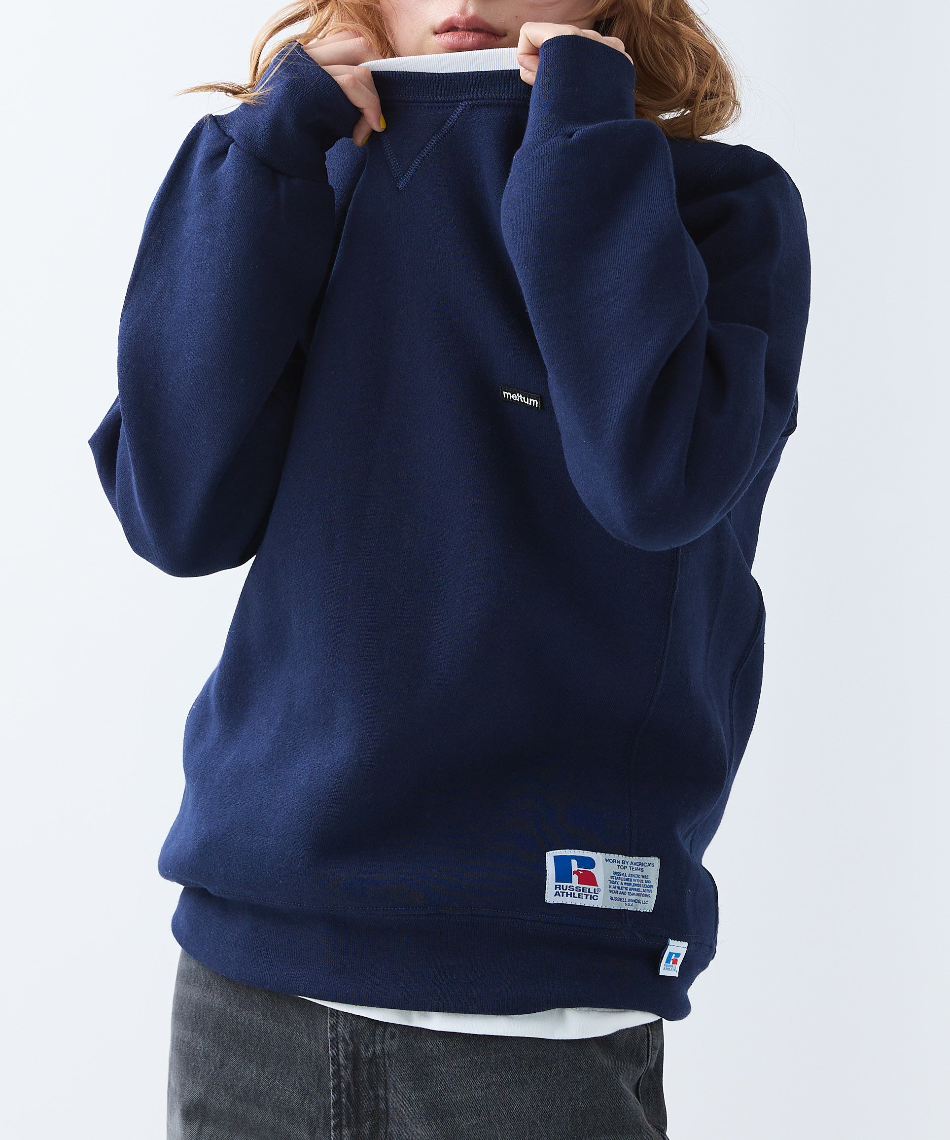 ×RUSSELL ATHLETIC STANDARD CREWNECK SWEAT [ASH]