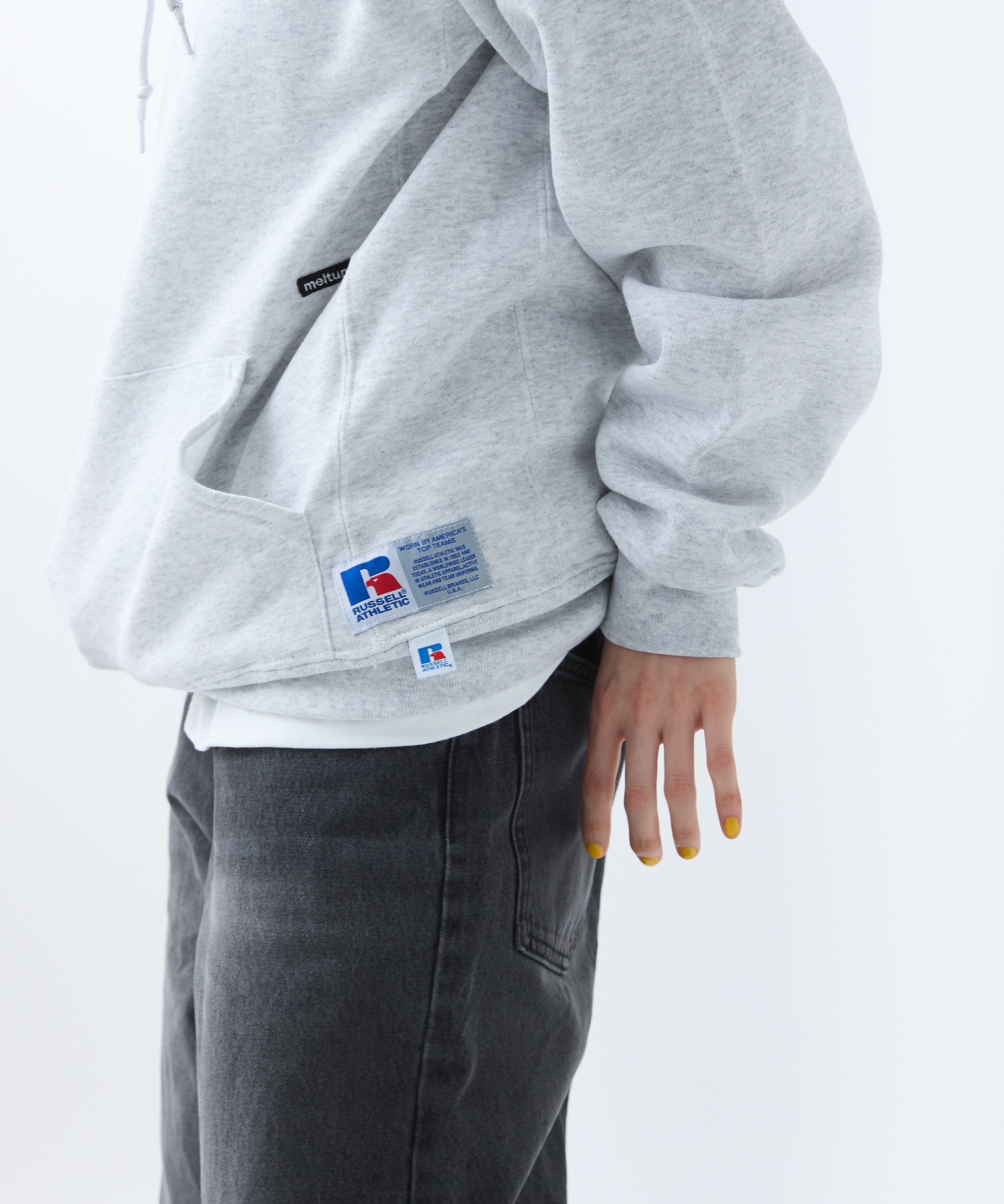 ×RUSSELL ATHLETIC STANDARD SWEAT HOODIE