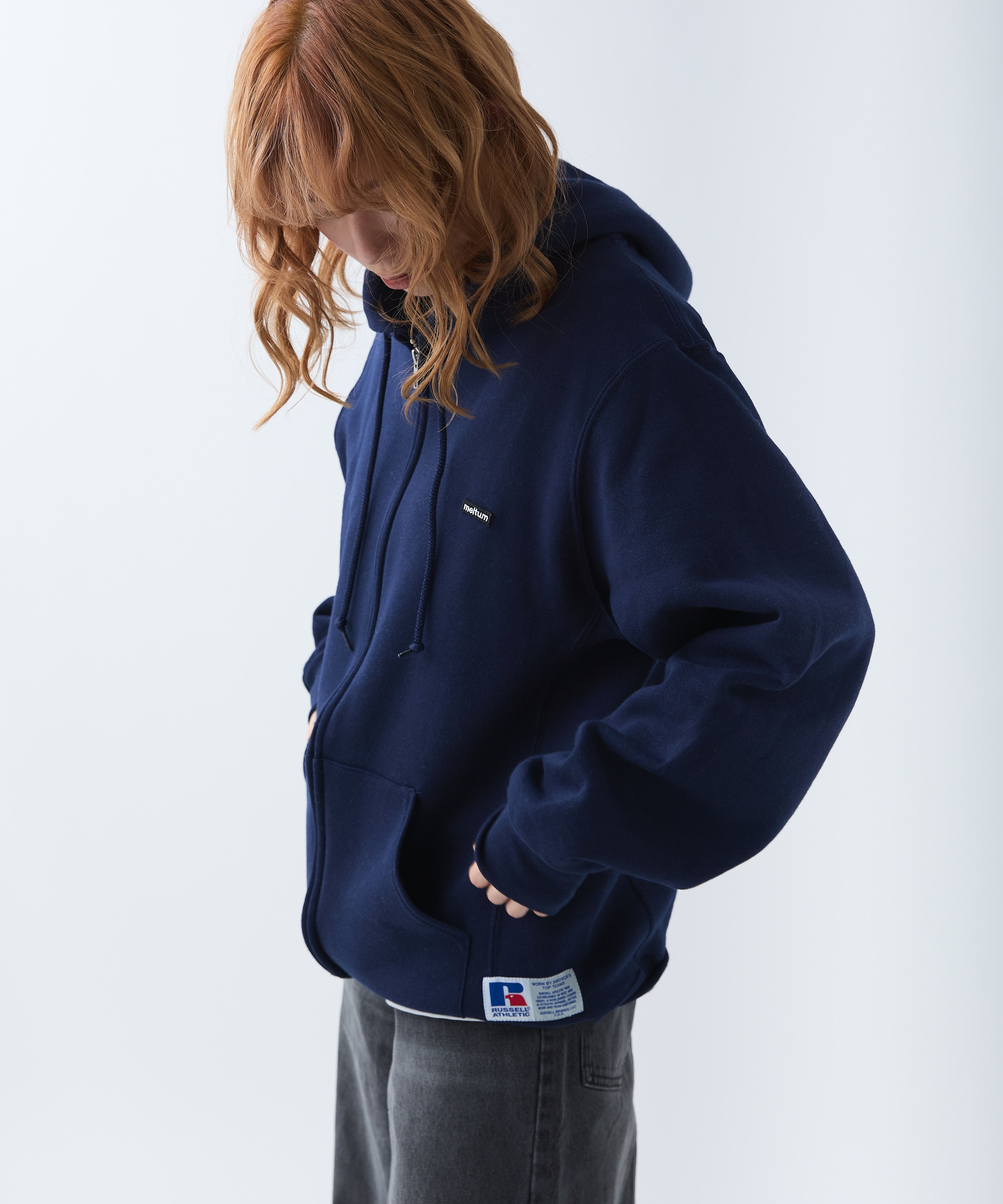 ×RUSSELL ATHLETIC STANDARD SWEAT HOODIE