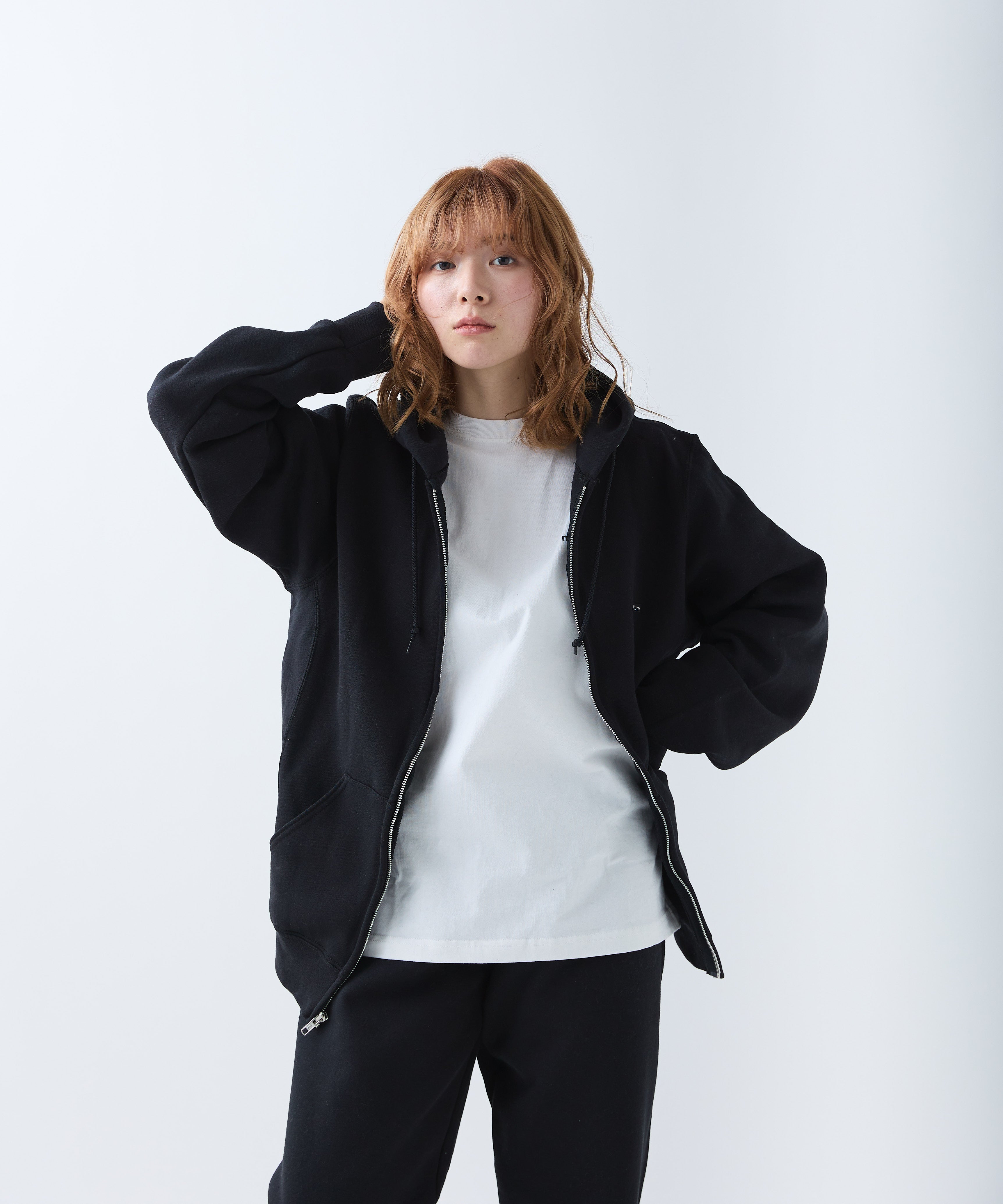 ×RUSSELL ATHLETIC STANDARD ZIP HOODIE