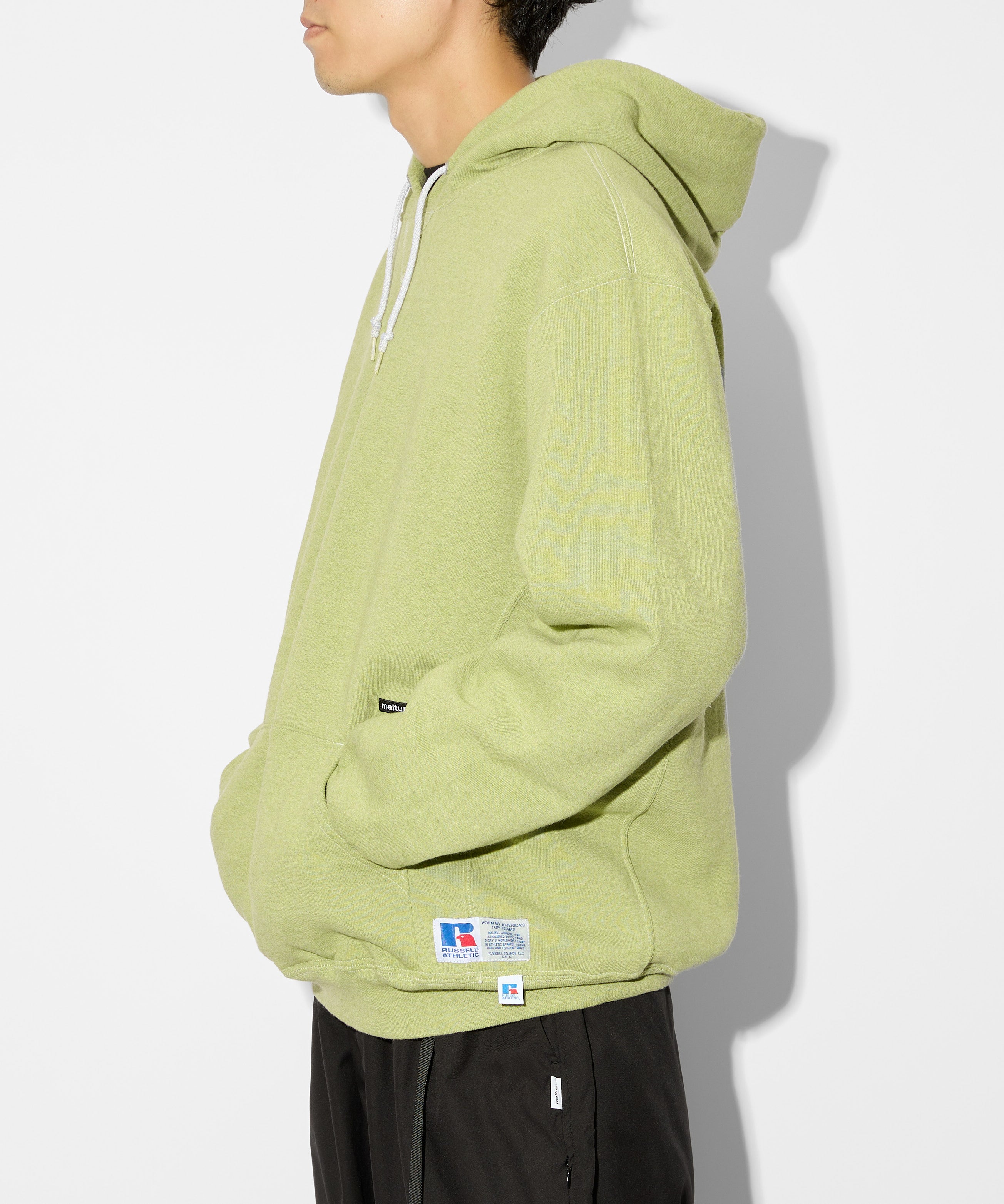 ×RUSSELL ATHLETIC STANDARD SWEAT HOODIE OVERDYE【GREEN】