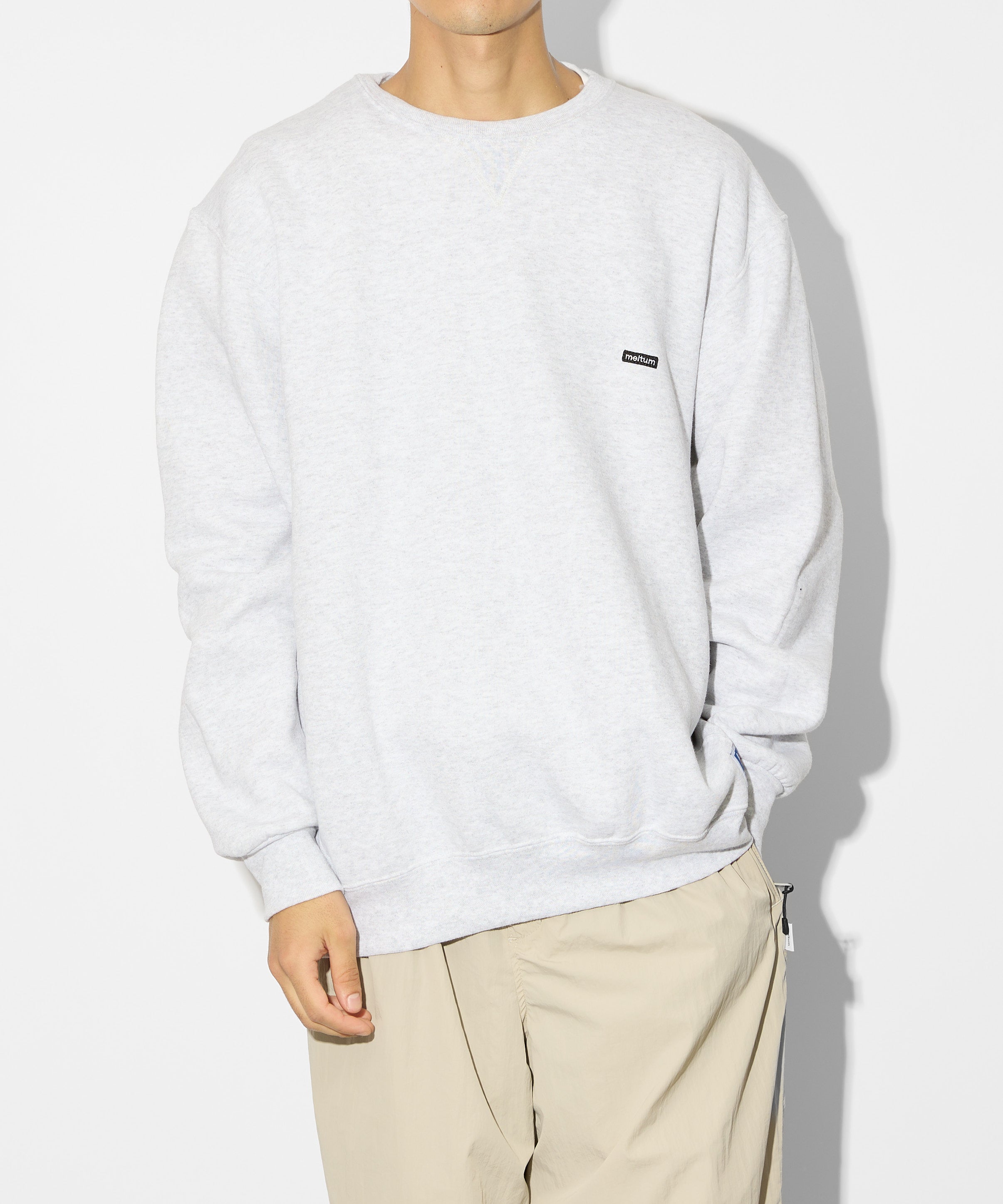 ×RUSSELL ATHLETIC STANDARD CREWNECK SWEAT【ASH】