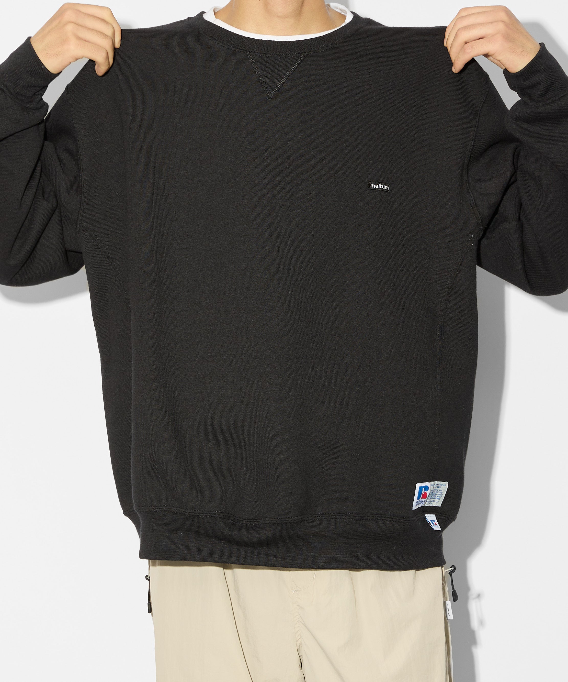 ×RUSSELL ATHLETIC STANDARD CREWNECK SWEAT【BLACK】