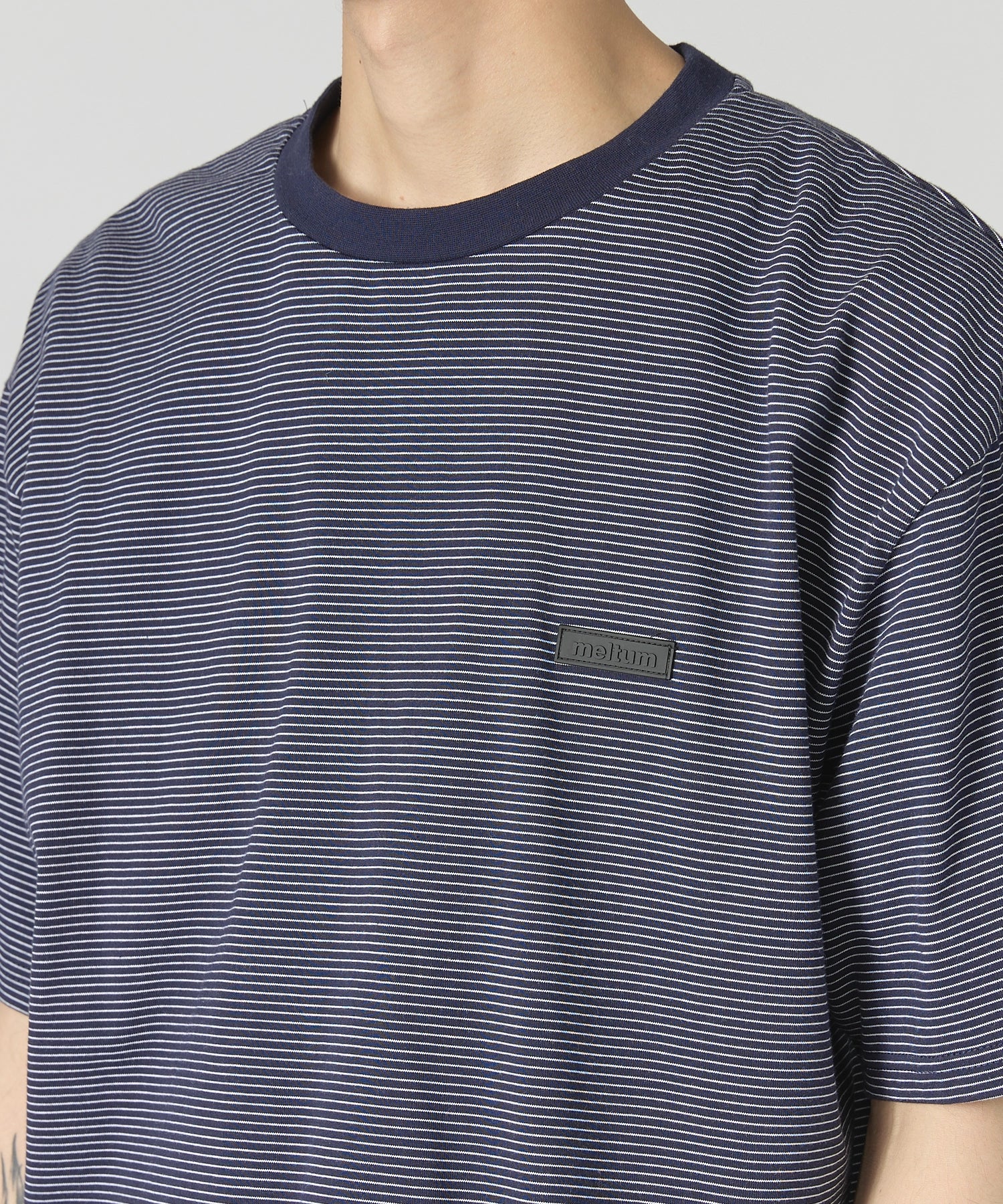 BORDER S/S T-SHIRT【NAVY】