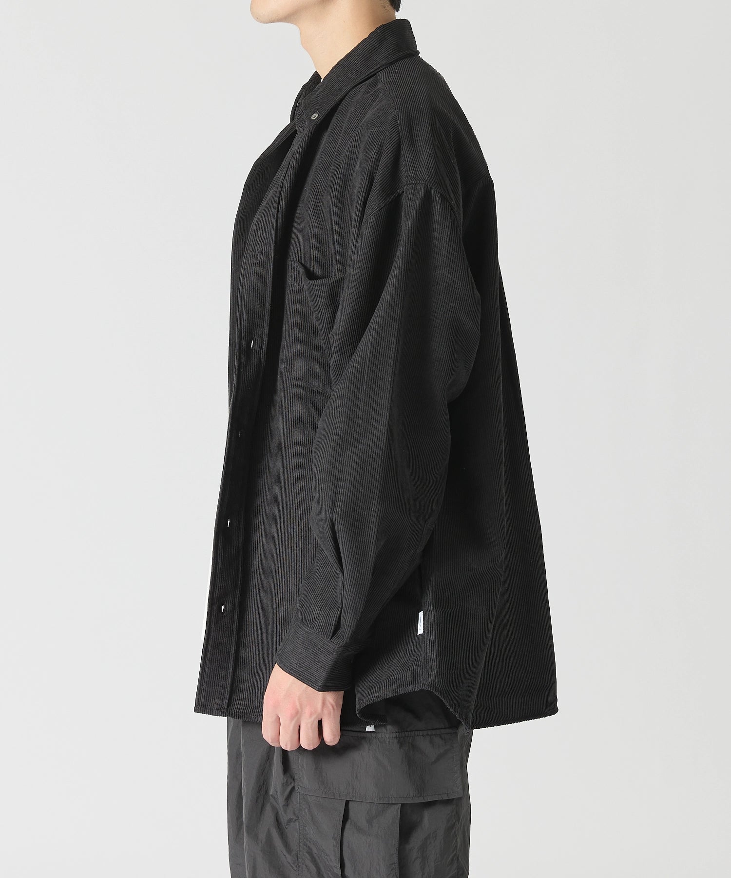 OVERSIZED CORDUROY SHIRT【BLACK】