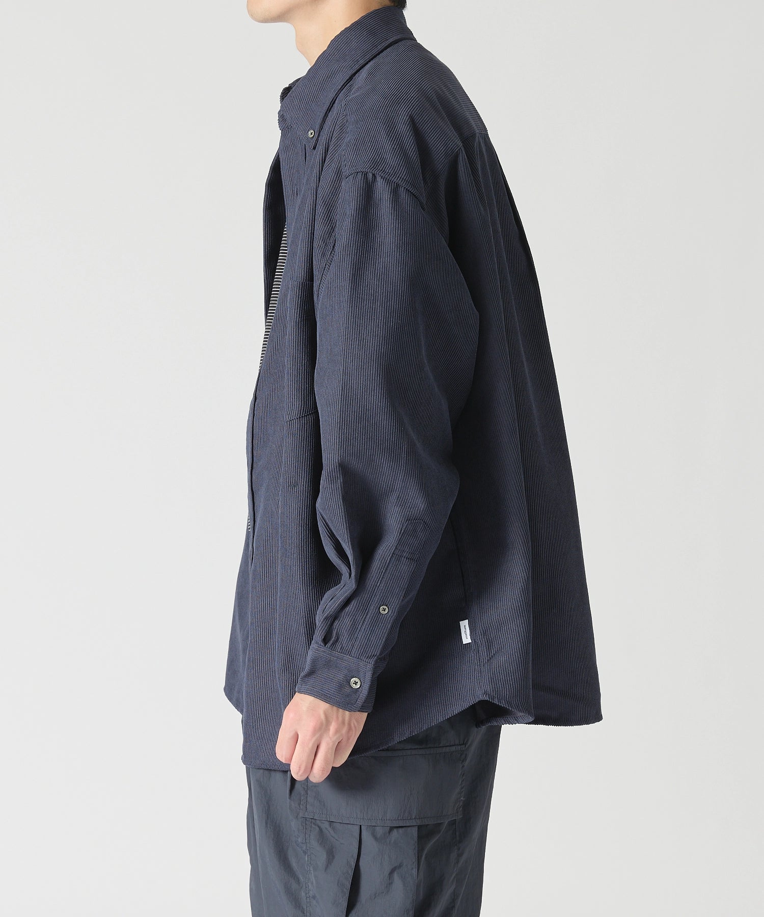 OVERSIZED CORDUROY SHIRT【NAVY】