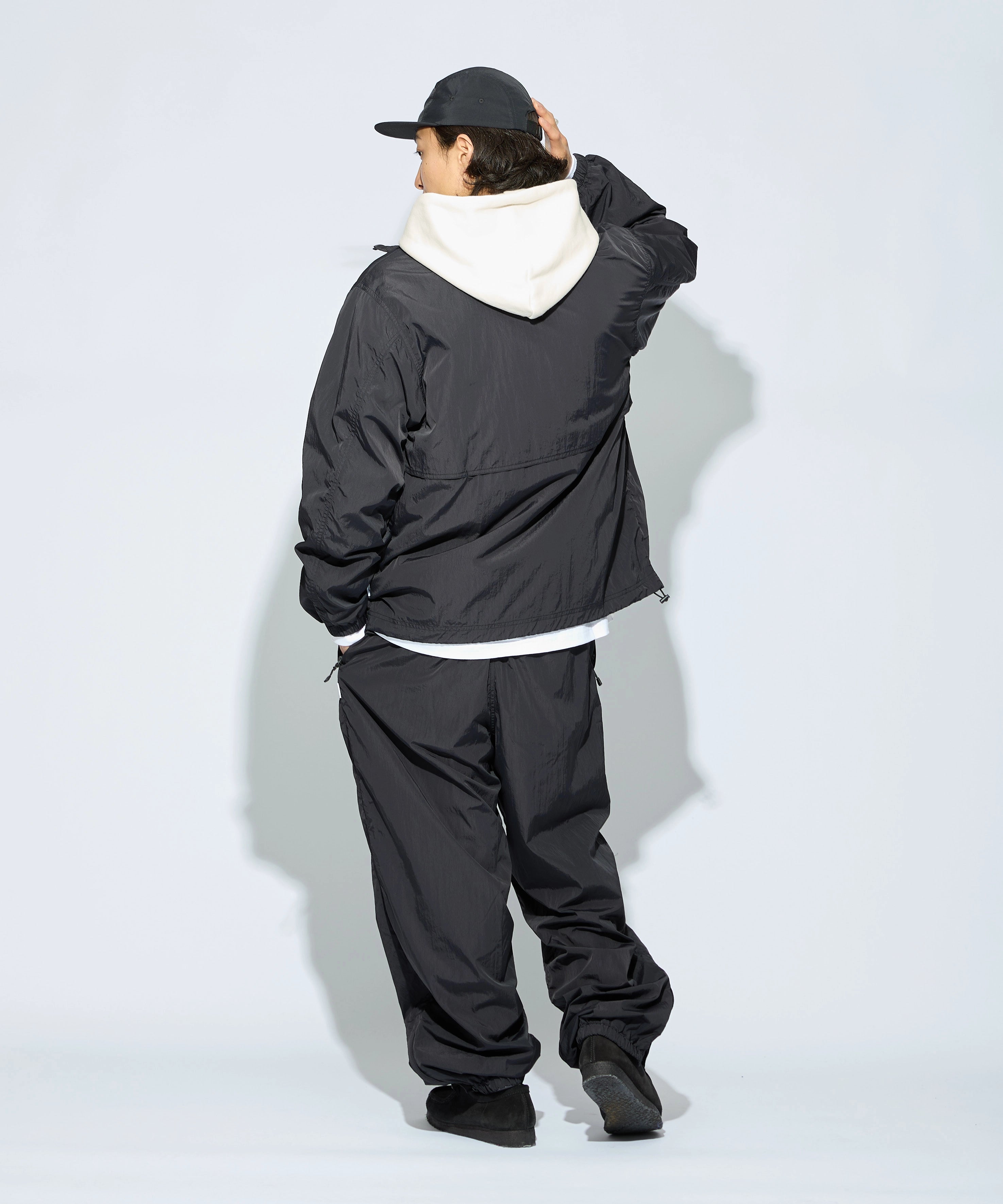 ALL-ROUND TECH PANTS【BLACK】