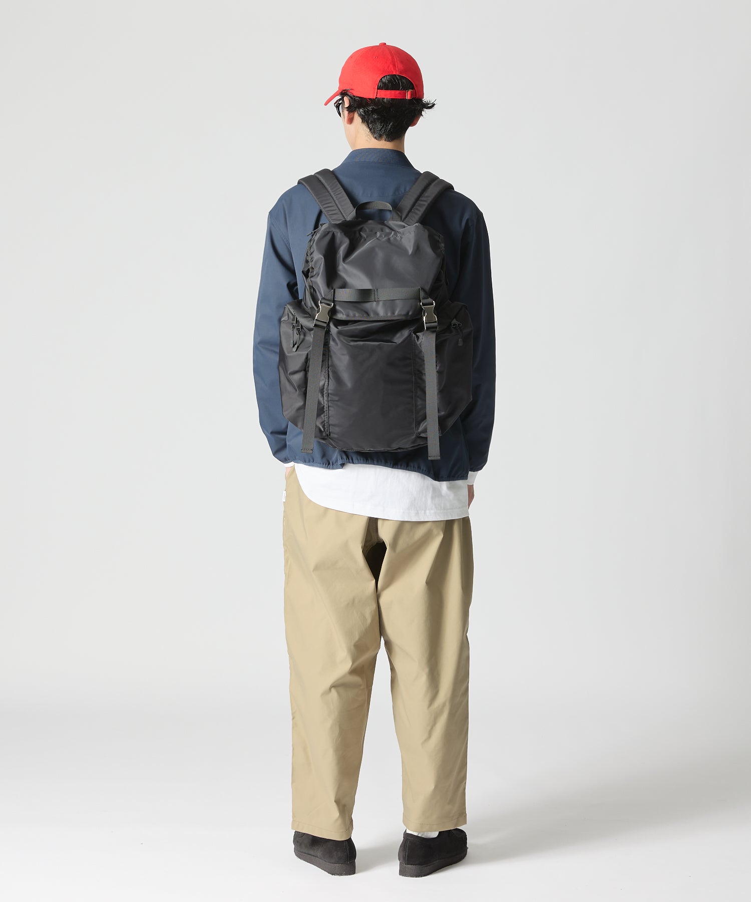 ×PACKING MULTIPOCKET BACKPACK