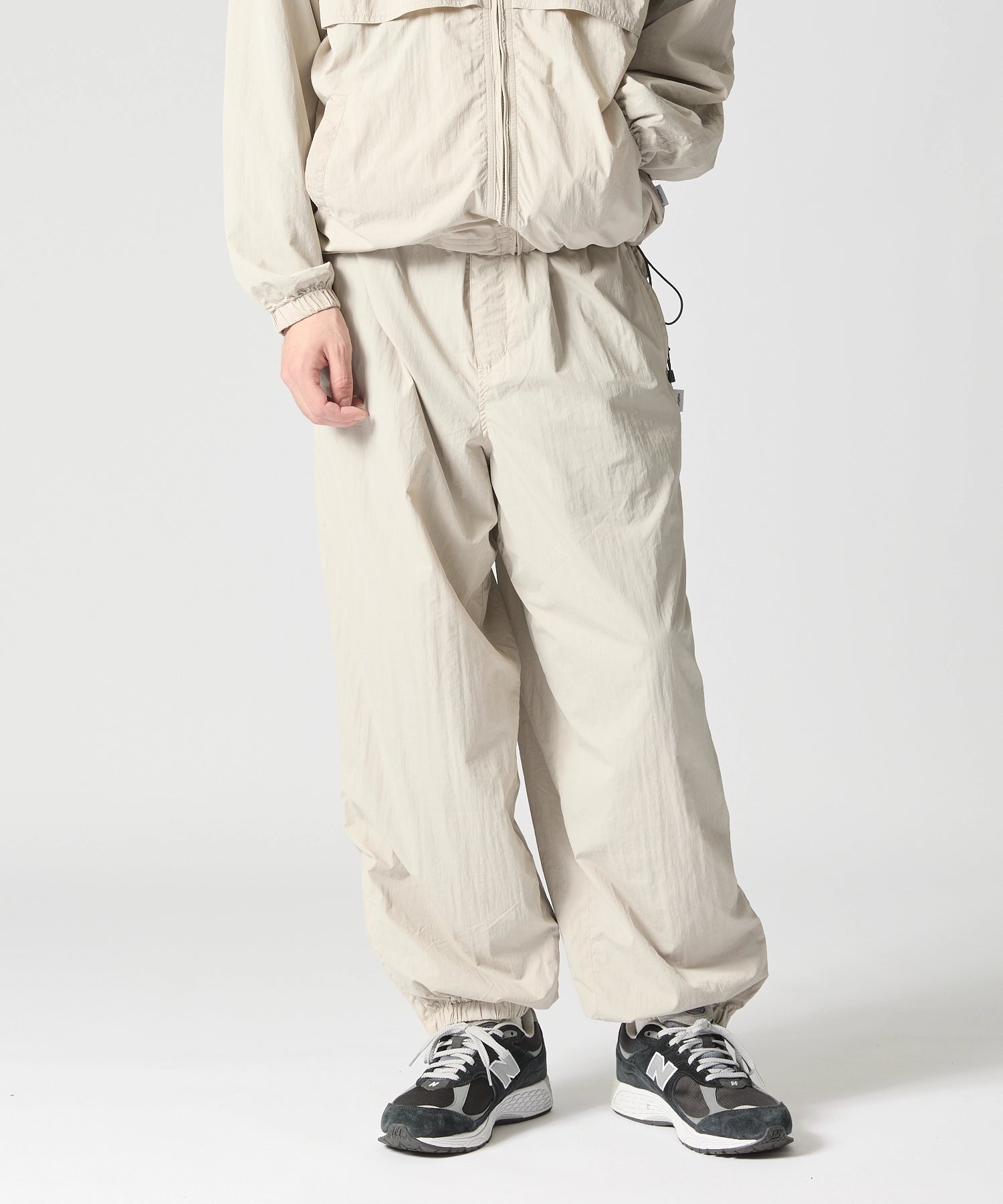 ALL-ROUND TECH PANTS【L.GREY】