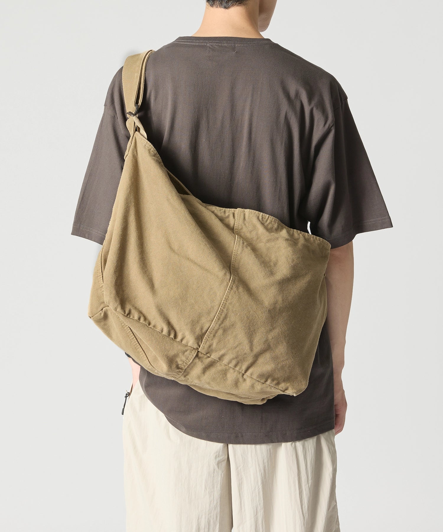 CANVAS MESSENGER BAG【K.BROWN】