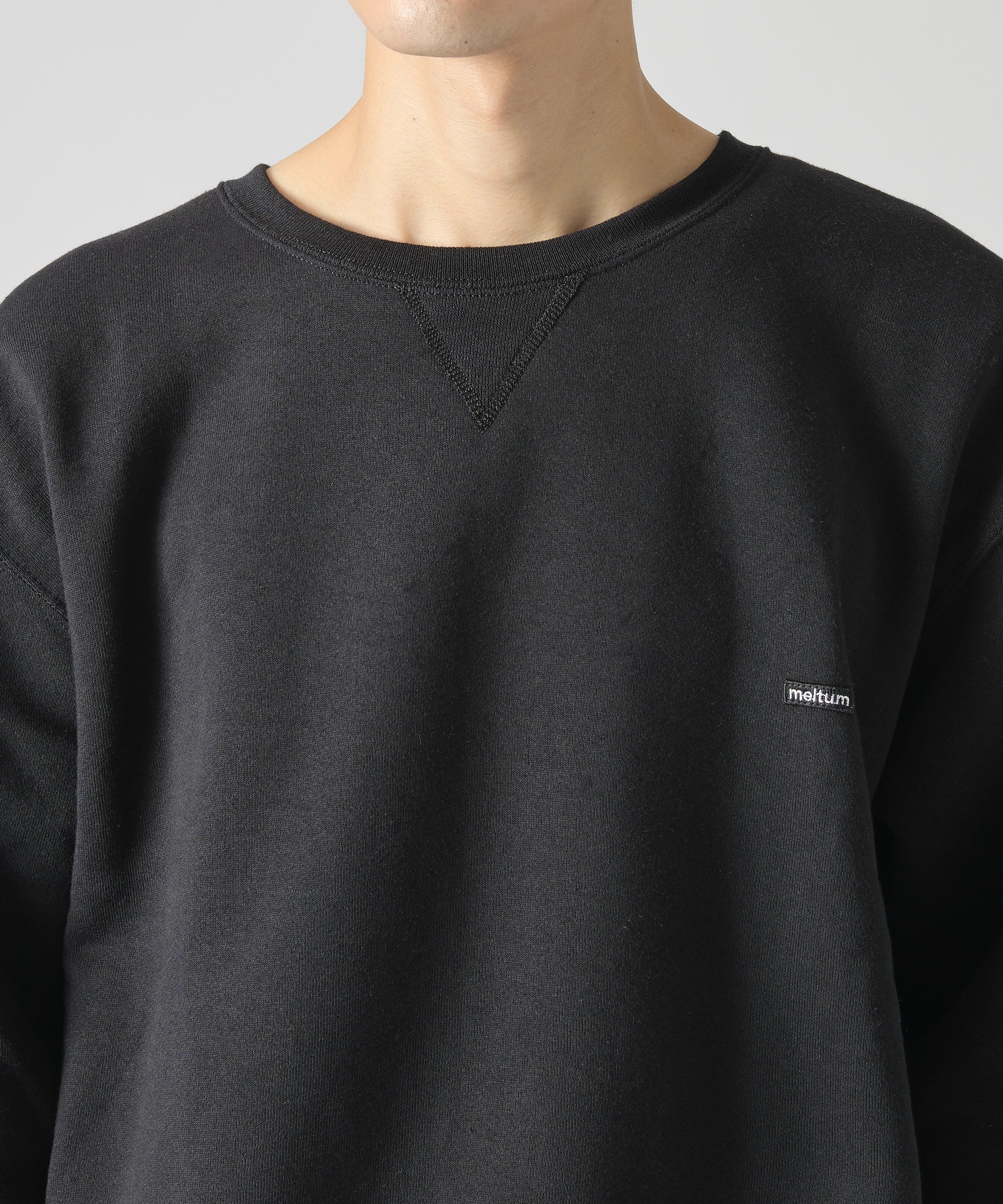 ×RUSSELL ATHLETIC STANDARD CREWNECK SWEAT [BLACK]