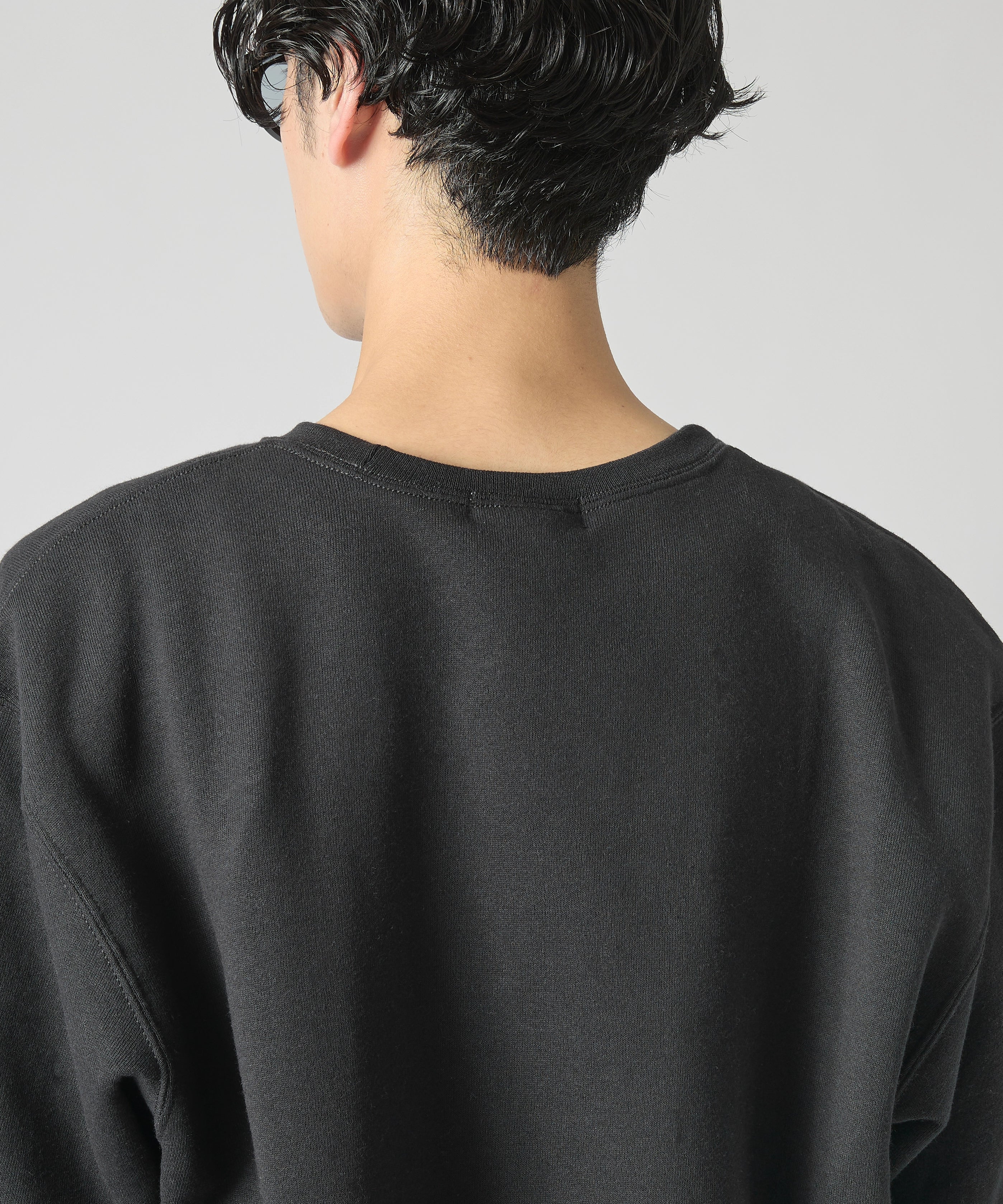 ×RUSSELL ATHLETIC STANDARD CREWNECK SWEAT【BLACK】