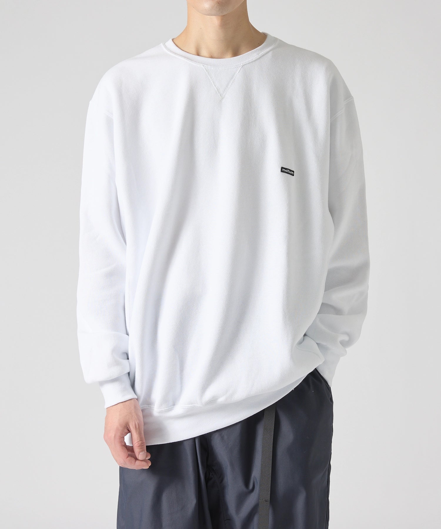 ×RUSSELL ATHLETIC STANDARD CREWNECK SWEAT【WHITE】