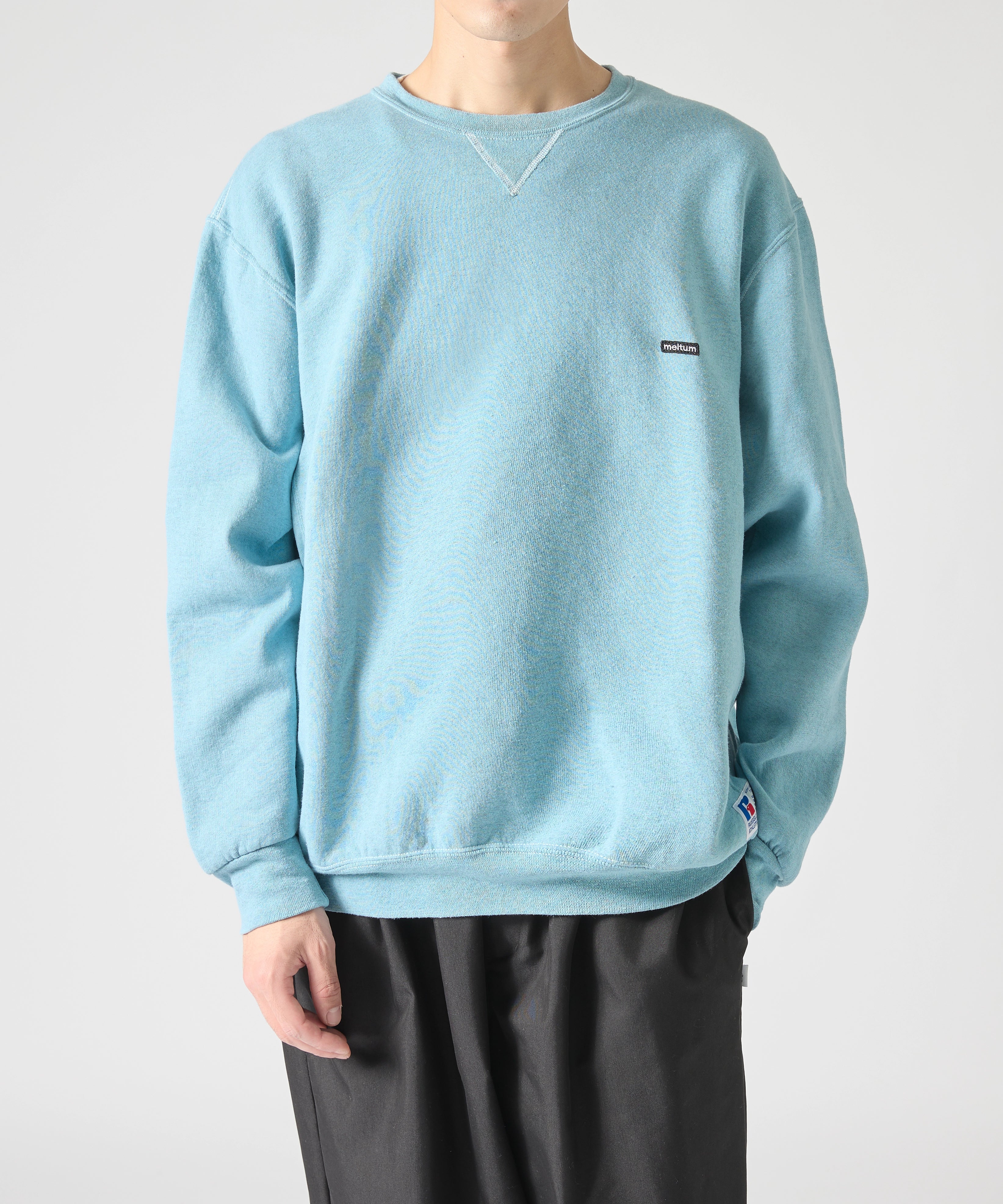 ×RUSSELL ATHLETIC STANDARD CREWNECK SWEAT OVERDYE【SAX】