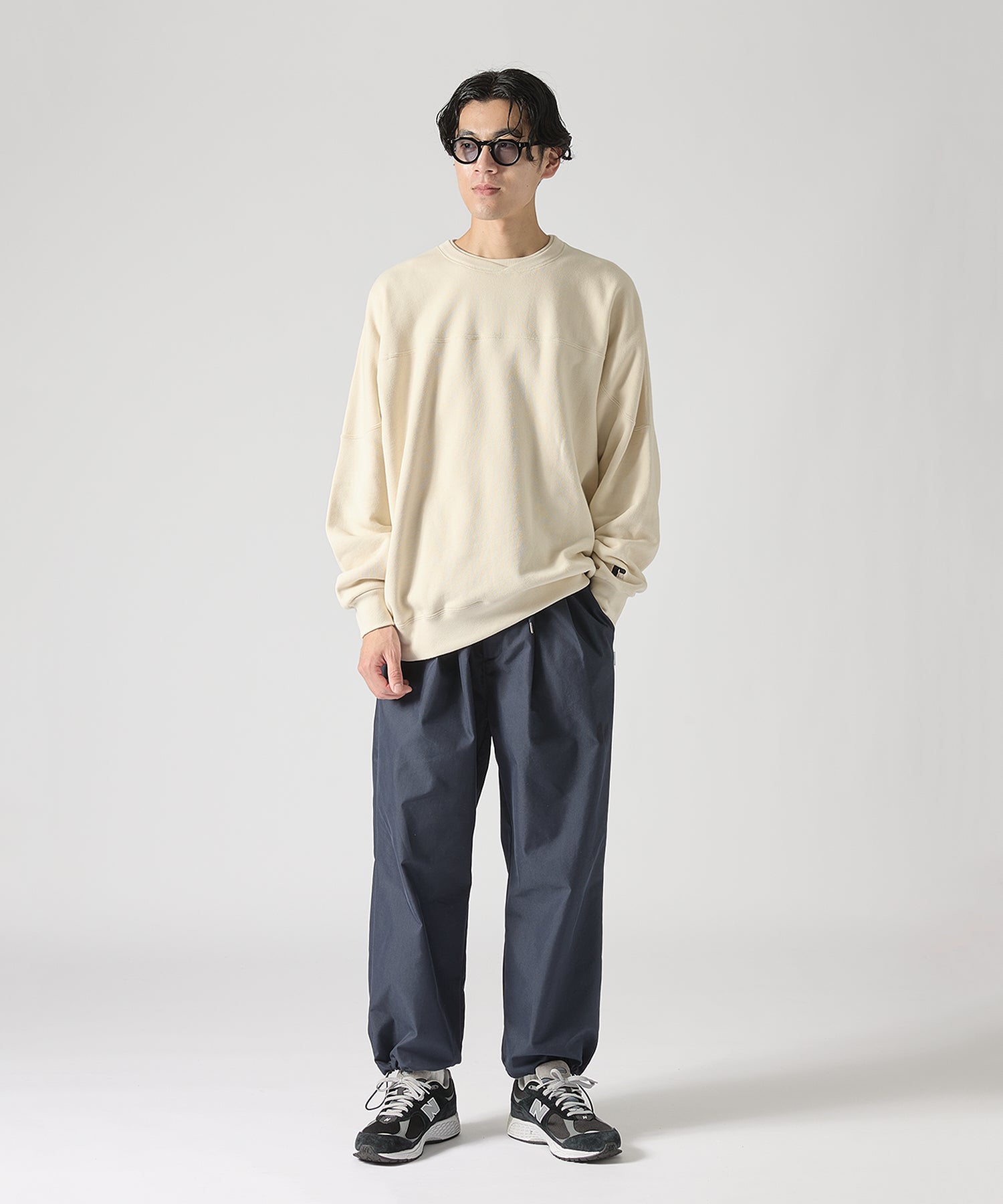 meltum × RUSSELL ATHLETIC CAP SHOULDER SWEATSHIRT