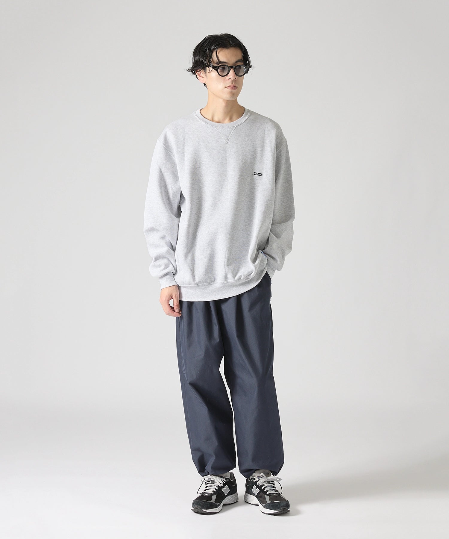 ×RUSSELL ATHLETIC STANDARD CREWNECK SWEAT【ASH】