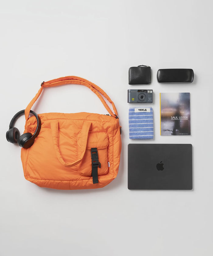 PADDING SHOULDER BAG