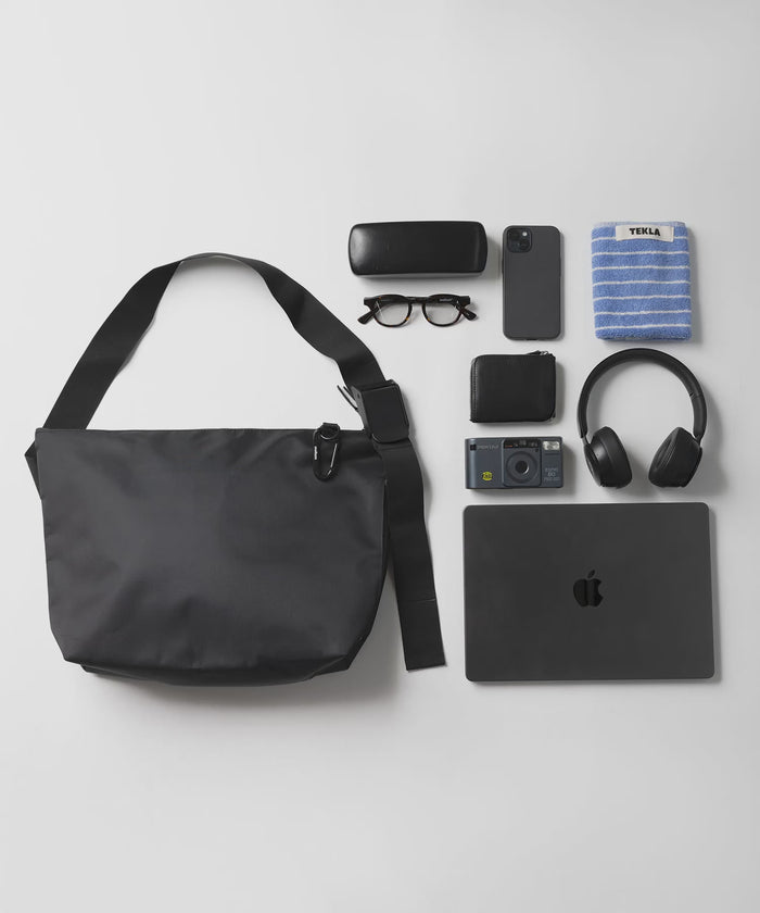 NYLON MESSENGER BAG(M)